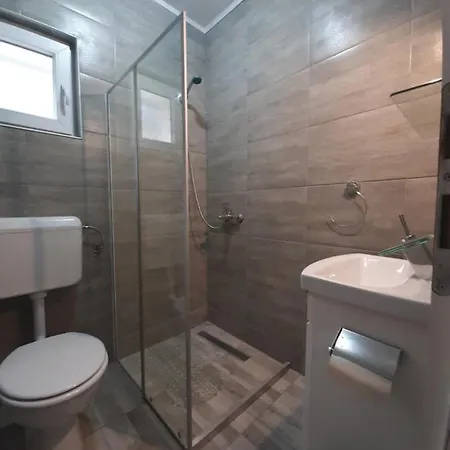 Lägenhetshotell Garden Zvonex Tuzla