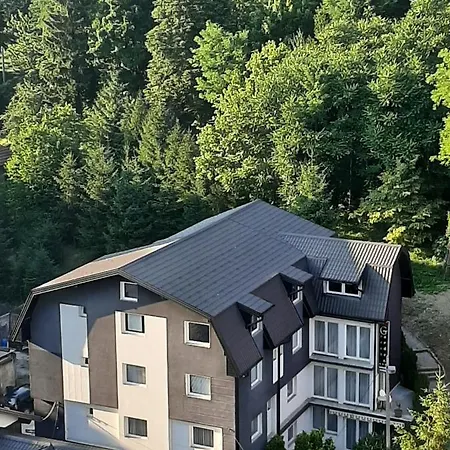 Garden Zvonex Lägenhetshotell 4*