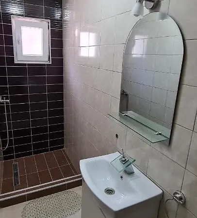 Lägenhetshotell Garden Zvonex 4*