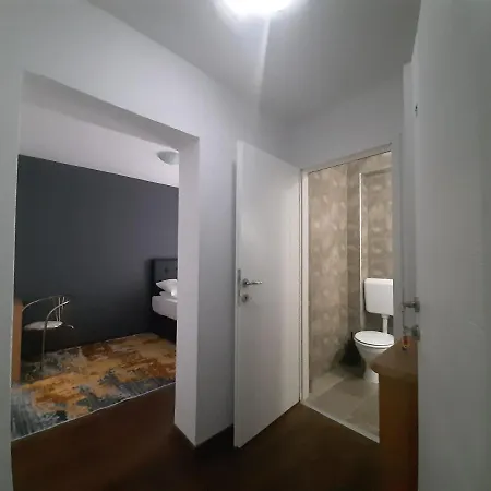 Garden Zvonex Lägenhetshotell 4*