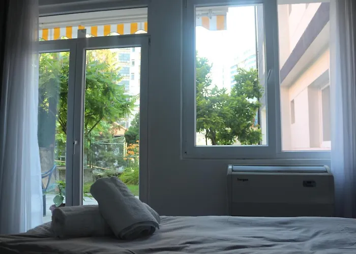 Garden Zvonex Lägenhetshotell 4*